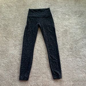 LULULEMON camo deep coal multi leggings, Size 2